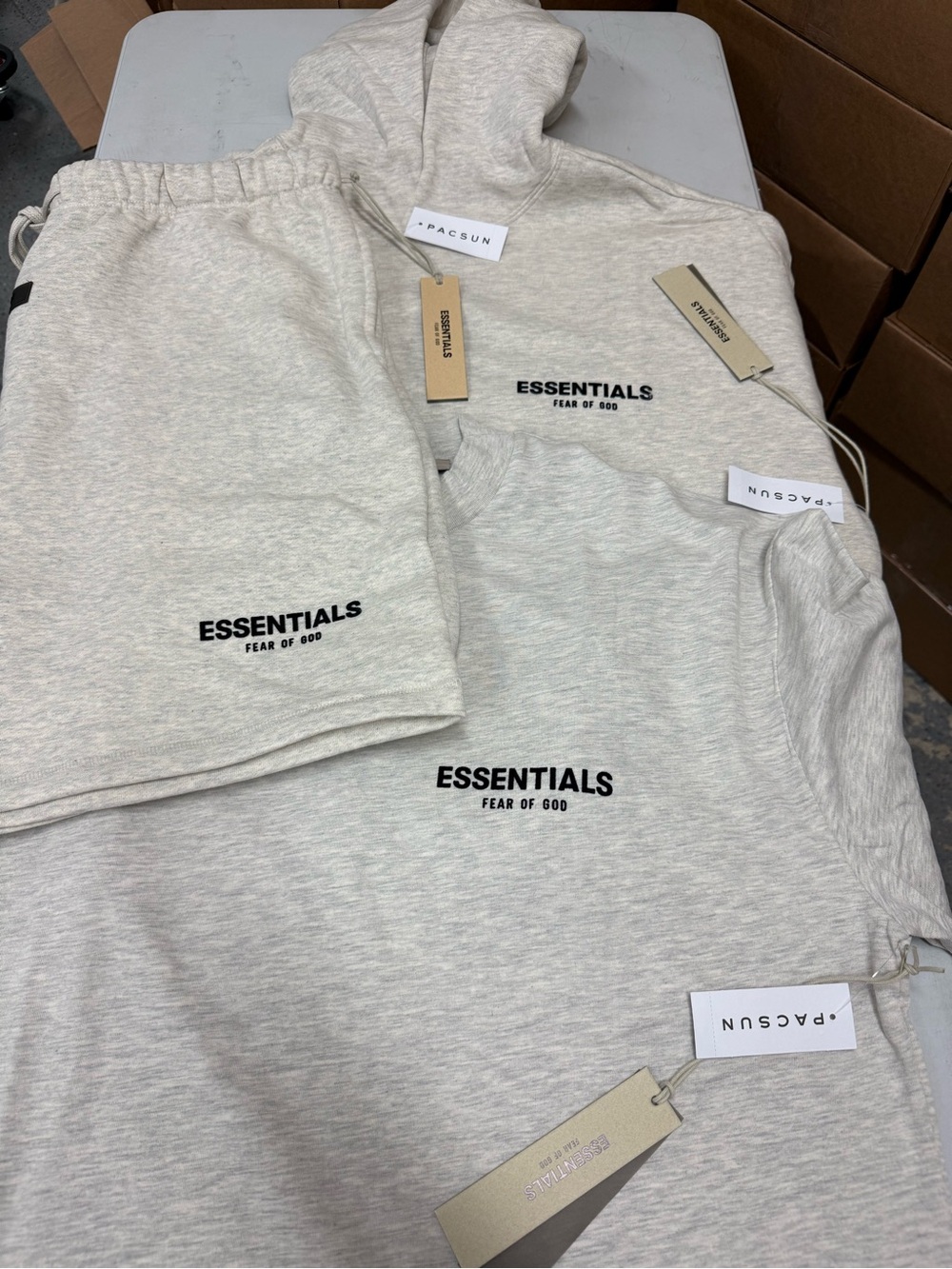 ESSENTIALS Fear of God Light Oatmeal  Set Size XL